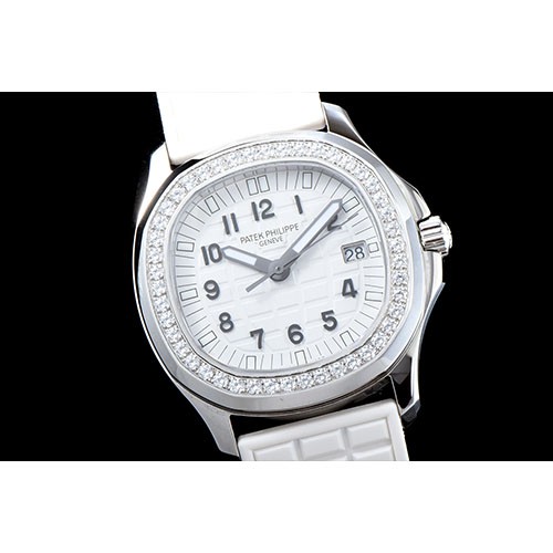 파텍필립 아쿠아넛 35mm-5 5067A